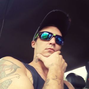 Meet your Posher, Logan